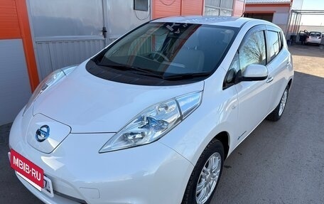 Nissan Leaf I, 2013 год, 750 000 рублей, 6 фотография