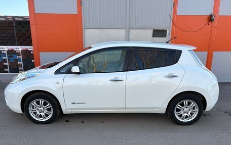 Nissan Leaf I, 2013 год, 750 000 рублей, 10 фотография