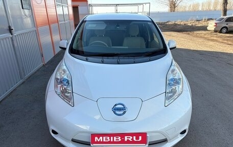 Nissan Leaf I, 2013 год, 750 000 рублей, 7 фотография