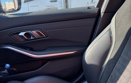 BMW 3 серия, 2020 год, 4 500 000 рублей, 14 фотография