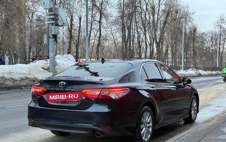 Toyota Camry, 2019 год, 2 650 000 рублей, 2 фотография