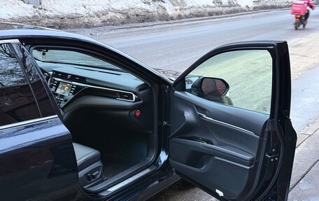 Toyota Camry, 2019 год, 2 650 000 рублей, 12 фотография