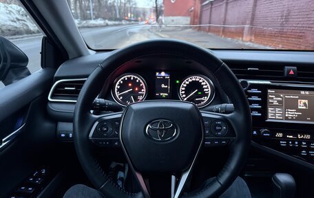 Toyota Camry, 2019 год, 2 650 000 рублей, 22 фотография