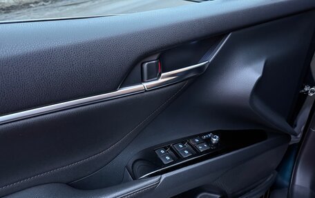 Toyota Camry, 2019 год, 2 650 000 рублей, 20 фотография