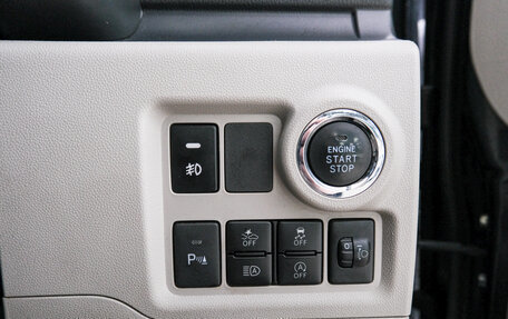 Toyota Passo III, 2019 год, 899 000 рублей, 18 фотография