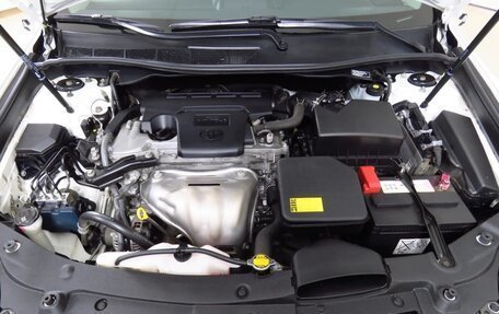 Toyota Camry, 2015 год, 2 140 000 рублей, 13 фотография