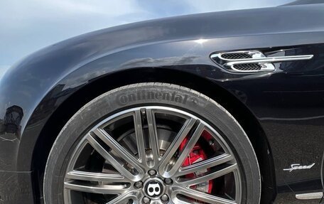 Bentley Continental GT II рестайлинг, 2015 год, 10 000 000 рублей, 17 фотография