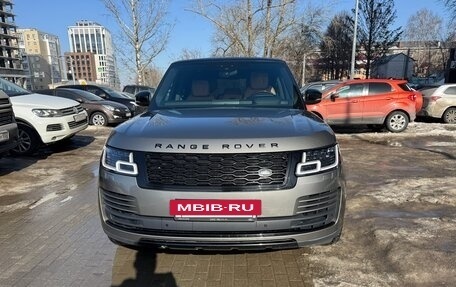 Land Rover Range Rover IV рестайлинг, 2018 год, 9 000 000 рублей, 3 фотография