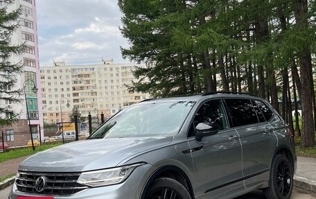 Volkswagen Tiguan II, 2021 год, 4 500 000 рублей, 4 фотография