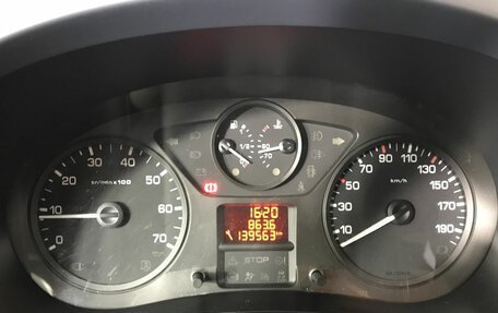 Peugeot Partner II рестайлинг 2, 2009 год, 589 000 рублей, 11 фотография