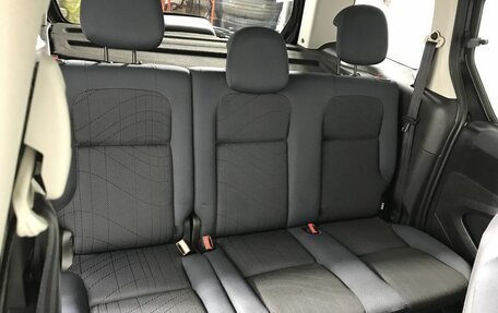 Peugeot Partner II рестайлинг 2, 2009 год, 589 000 рублей, 15 фотография