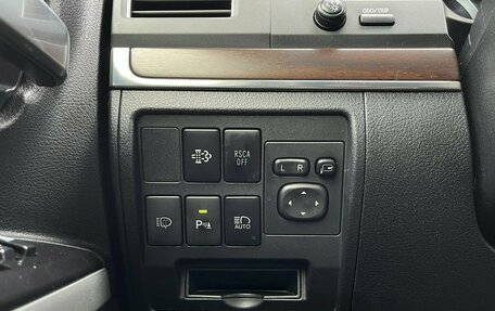 Toyota Land Cruiser 200, 2016 год, 5 249 900 рублей, 20 фотография