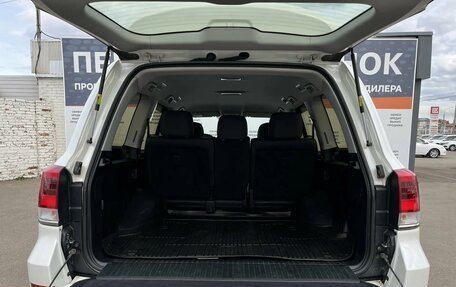 Toyota Land Cruiser 200, 2016 год, 5 249 900 рублей, 23 фотография