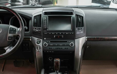 Toyota Land Cruiser 200, 2011 год, 3 250 000 рублей, 15 фотография