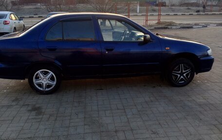 Nissan Almera, 1997 год, 100 000 рублей, 3 фотография