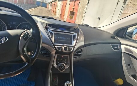 Hyundai Elantra V, 2012 год, 1 049 000 рублей, 10 фотография