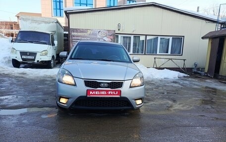 KIA Rio II, 2011 год, 670 000 рублей, 4 фотография