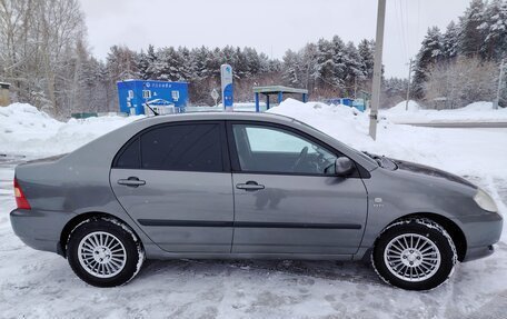 Toyota Corolla, 2003 год, 620 000 рублей, 3 фотография