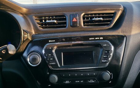 KIA Rio III рестайлинг, 2013 год, 1 000 000 рублей, 12 фотография