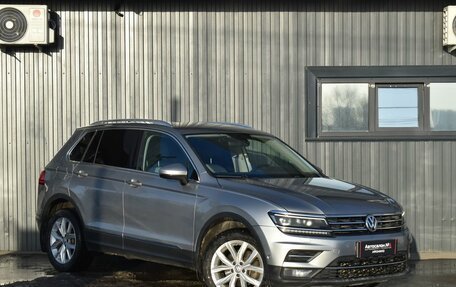 Volkswagen Tiguan I, 2017 год, 2 399 888 рублей, 5 фотография