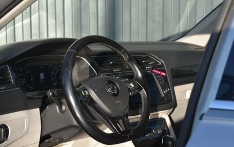 Volkswagen Tiguan I, 2017 год, 2 399 888 рублей, 18 фотография