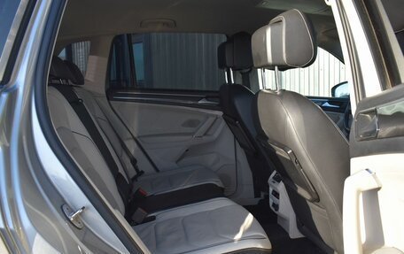 Volkswagen Tiguan I, 2017 год, 2 399 888 рублей, 24 фотография