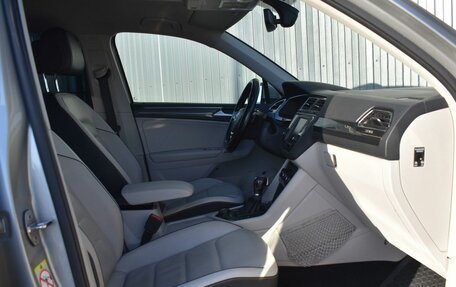 Volkswagen Tiguan I, 2017 год, 2 399 888 рублей, 23 фотография