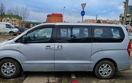 Hyundai Grand Starex Grand Starex I рестайлинг 2, 2010 год, 1 500 000 рублей, 2 фотография