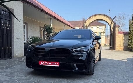 Mercedes-Benz S-Класс, 2022 год, 14 200 000 рублей, 1 фотография