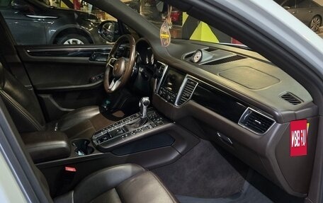 Porsche Macan I рестайлинг, 2015 год, 2 700 000 рублей, 12 фотография