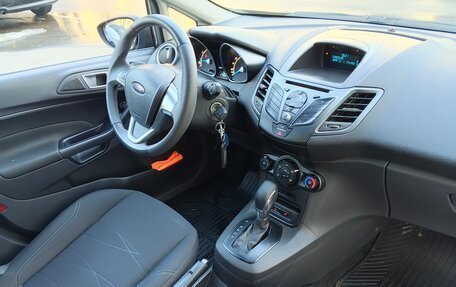 Ford Fiesta, 2018 год, 900 000 рублей, 11 фотография