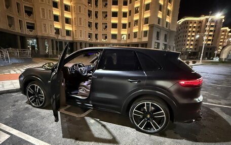 Porsche Cayenne III, 2018 год, 7 800 000 рублей, 11 фотография