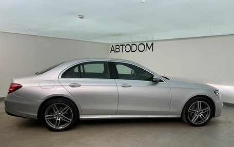 Mercedes-Benz E-Класс, 2019 год, 3 990 000 рублей, 6 фотография