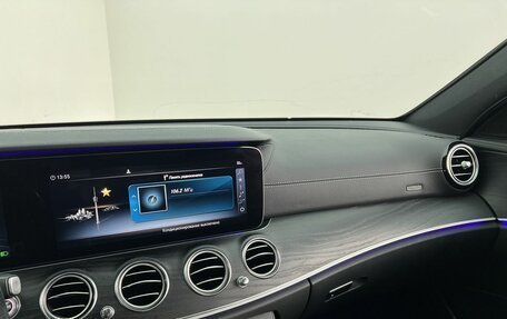 Mercedes-Benz E-Класс, 2019 год, 3 990 000 рублей, 16 фотография