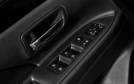 Mitsubishi Outlander III рестайлинг 3, 2019 год, 2 399 000 рублей, 11 фотография