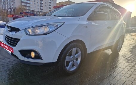 Hyundai ix35 I рестайлинг, 2012 год, 1 370 000 рублей, 4 фотография