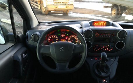 Peugeot Partner II рестайлинг 2, 2022 год, 1 630 000 рублей, 16 фотография