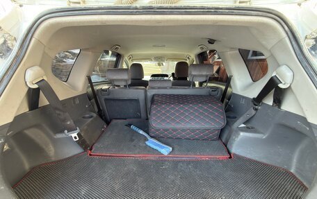 Toyota Prius Alpha I (ZVW40/41), 2011 год, 1 300 000 рублей, 16 фотография