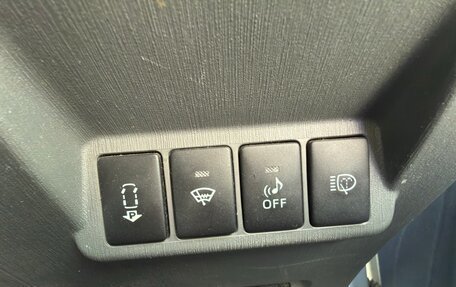 Toyota Prius Alpha I (ZVW40/41), 2011 год, 1 300 000 рублей, 12 фотография