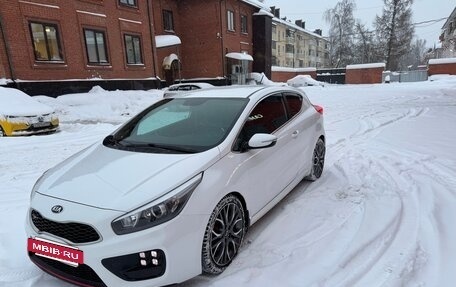 KIA cee'd GT II, 2015 год, 1 300 000 рублей, 3 фотография