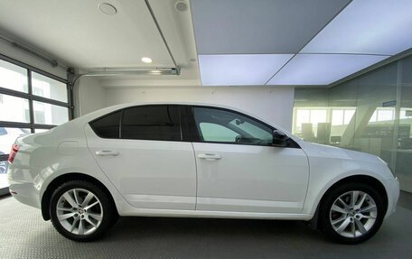 Skoda Octavia, 2017 год, 1 729 000 рублей, 5 фотография