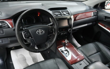 Toyota Camry, 2012 год, 1 849 000 рублей, 12 фотография