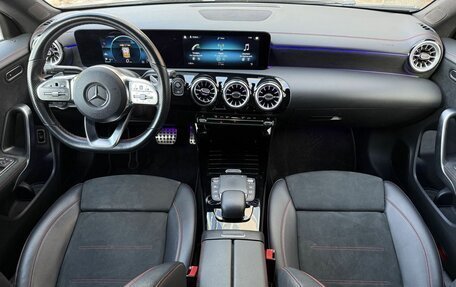 Mercedes-Benz CLA, 2021 год, 3 990 000 рублей, 11 фотография