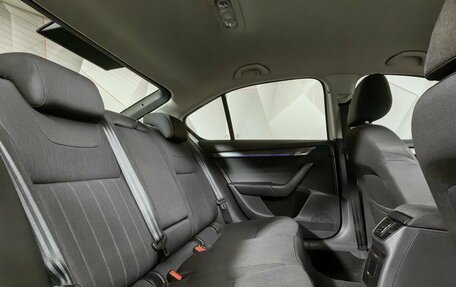 Skoda Octavia, 2017 год, 2 093 000 рублей, 16 фотография