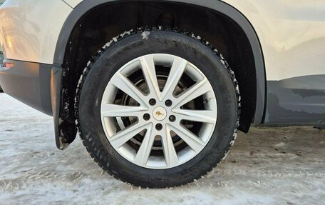 Volkswagen Tiguan I, 2011 год, 990 000 рублей, 12 фотография