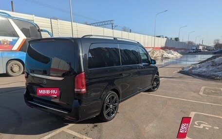 Mercedes-Benz V-Класс, 2019 год, 6 150 000 рублей, 4 фотография