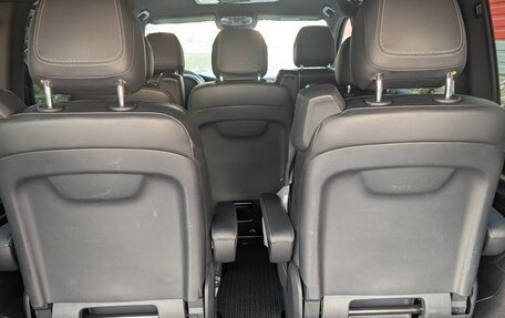 Mercedes-Benz V-Класс, 2019 год, 6 150 000 рублей, 17 фотография