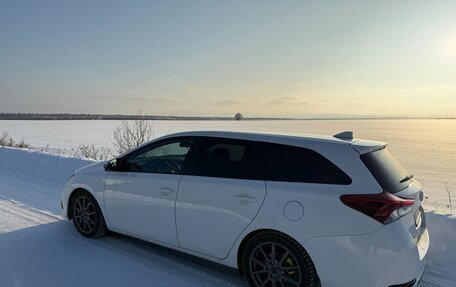 Toyota Auris II, 2016 год, 1 349 000 рублей, 7 фотография