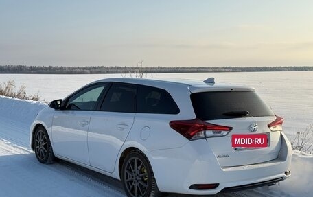 Toyota Auris II, 2016 год, 1 349 000 рублей, 8 фотография
