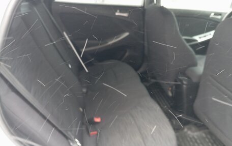 Hyundai Solaris II рестайлинг, 2016 год, 550 000 рублей, 5 фотография